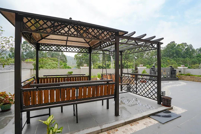 250㎡新中式別墅，室內(nèi)溫馨，后院融合自然環(huán)境